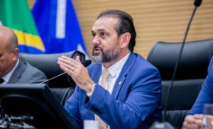 Escola do Legislativo realiza aulão do Projeto Acelero Enem em Ji-Paraná a pedido do deputado Laerte Gomes